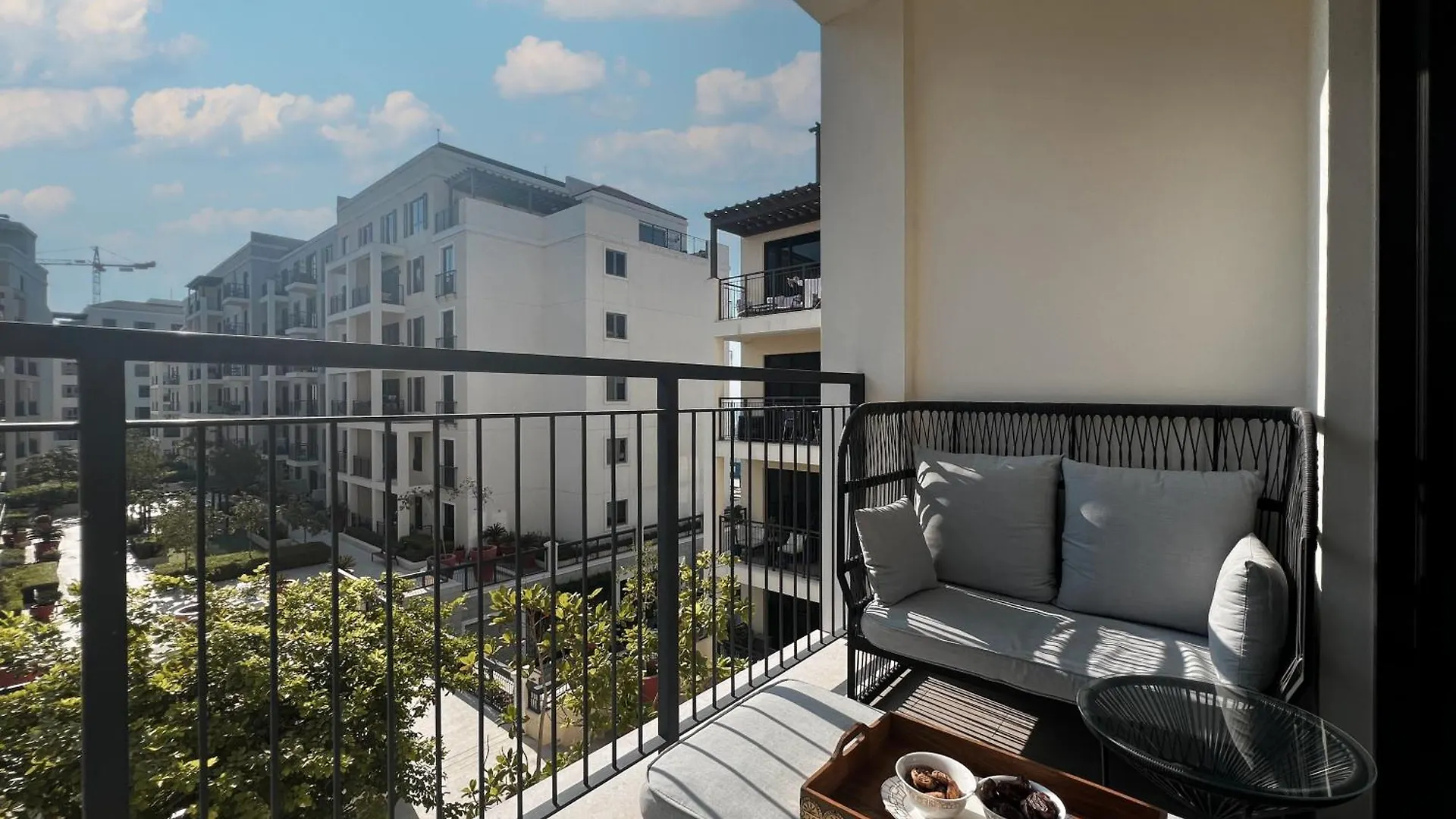 דובאי Exquisite 2Br Apartment In La Cote Building 5